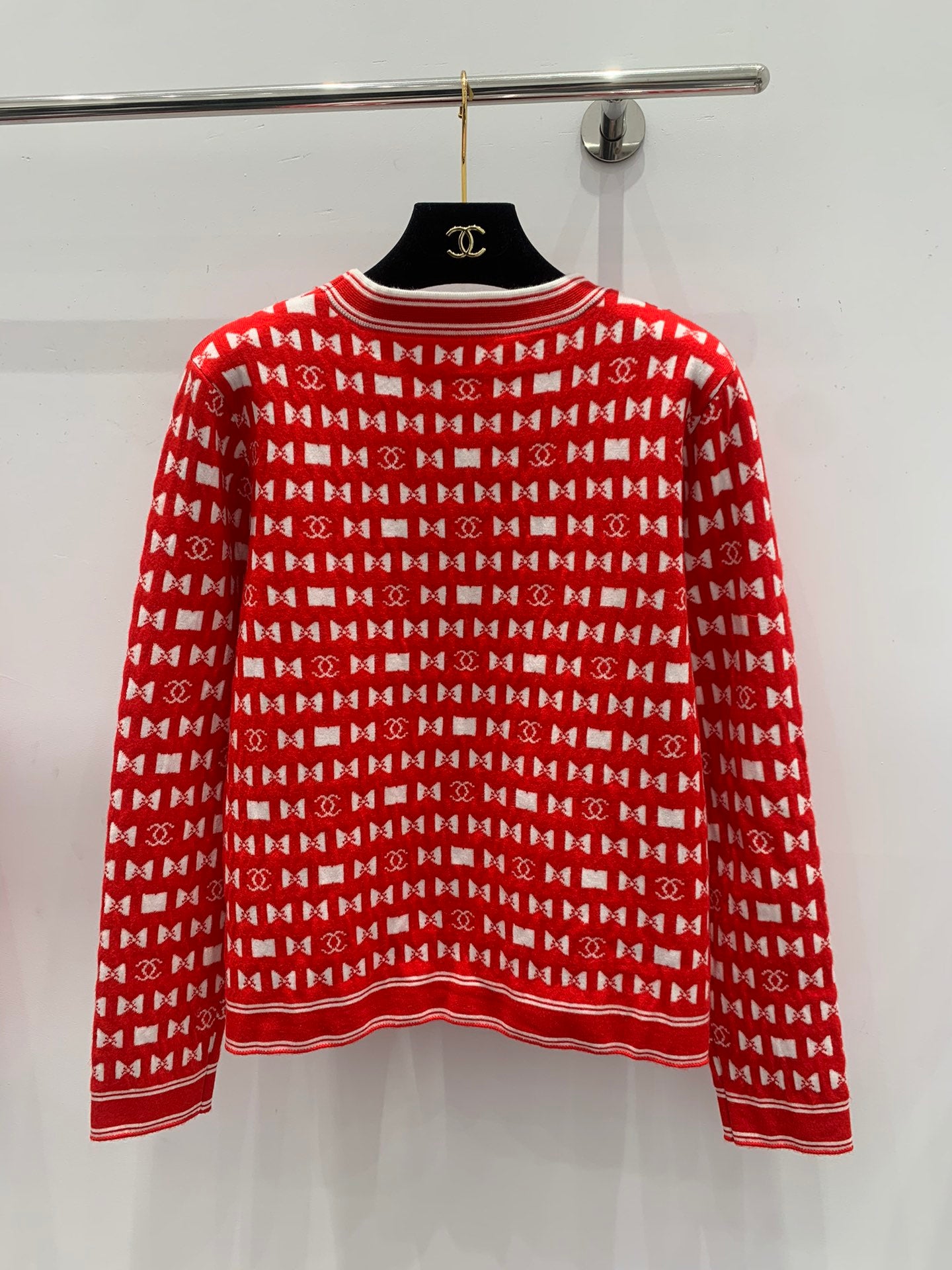 CHL  sweater Woman limited season 2024/25