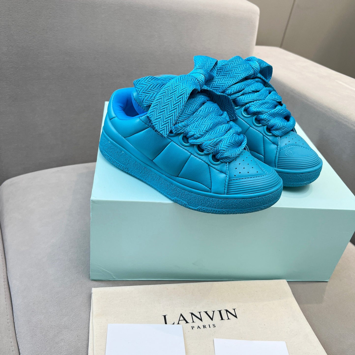 LAN*VIN  Sneakers 2 Color's Woman 42