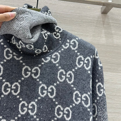 GU Sweater Woman Limited