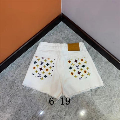 LU Shorts White