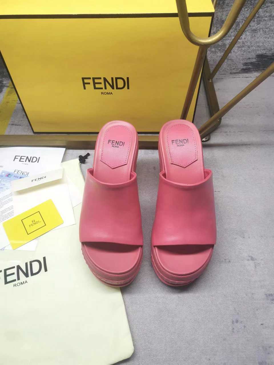 FEN  Slippers 4 Color 's