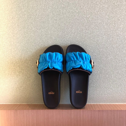 FEN Vertigo Slippers slides