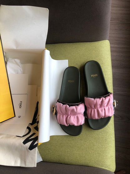 FEN Vertigo Slippers slides