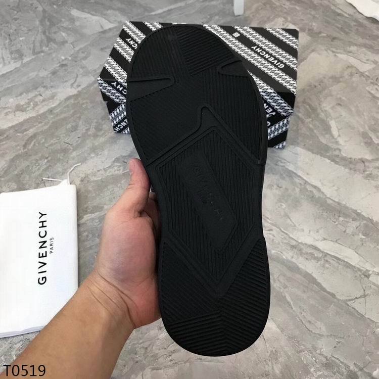 Givenjy Slippers Black