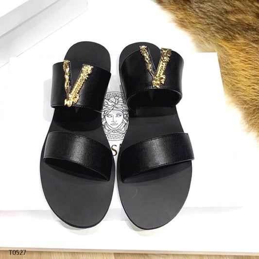 VRC Slippers Black