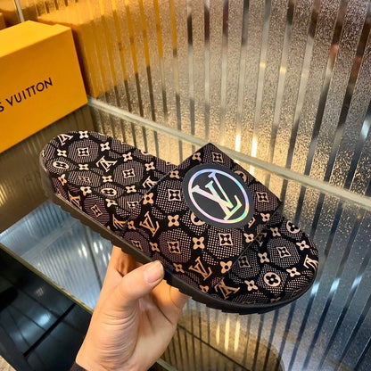 LU Slippers