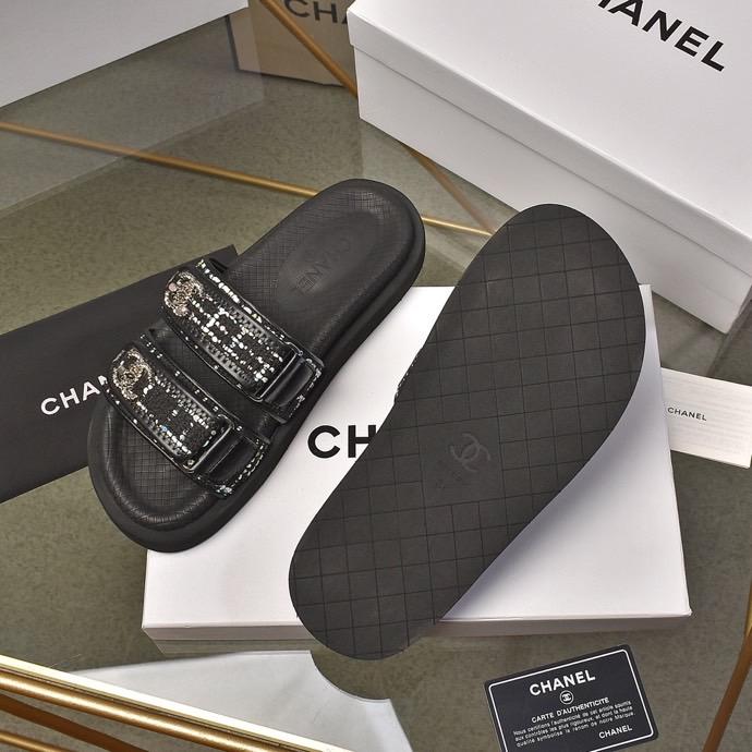 CHL Slippers Black