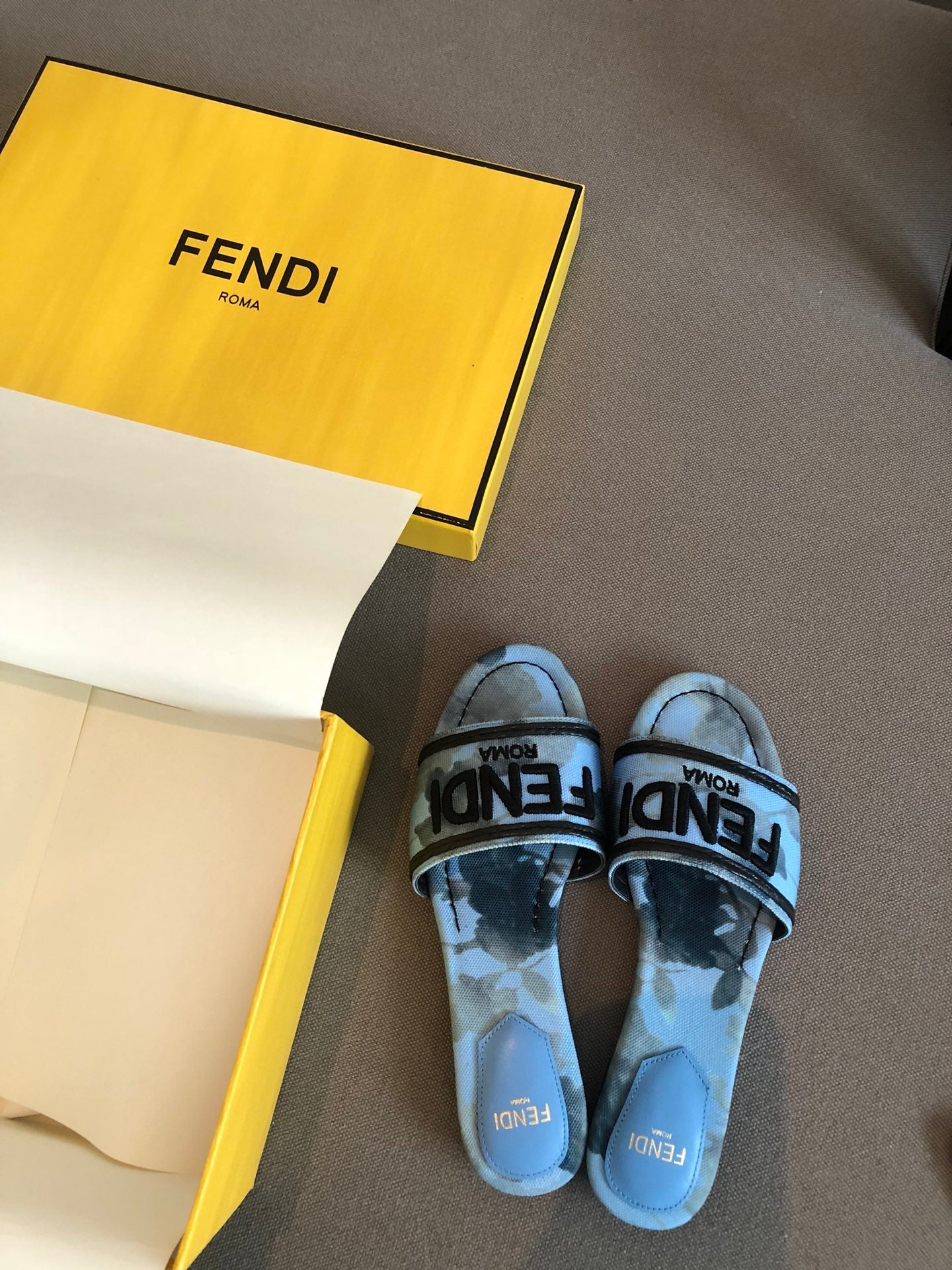 FEN Slippers