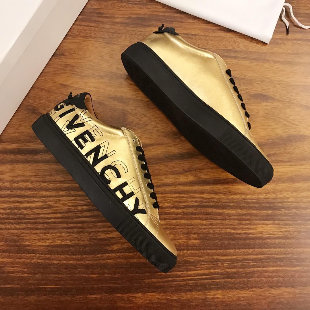 Givenjy Sneakers Gold