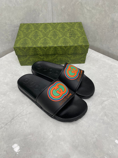 GU Slippers  LOGO