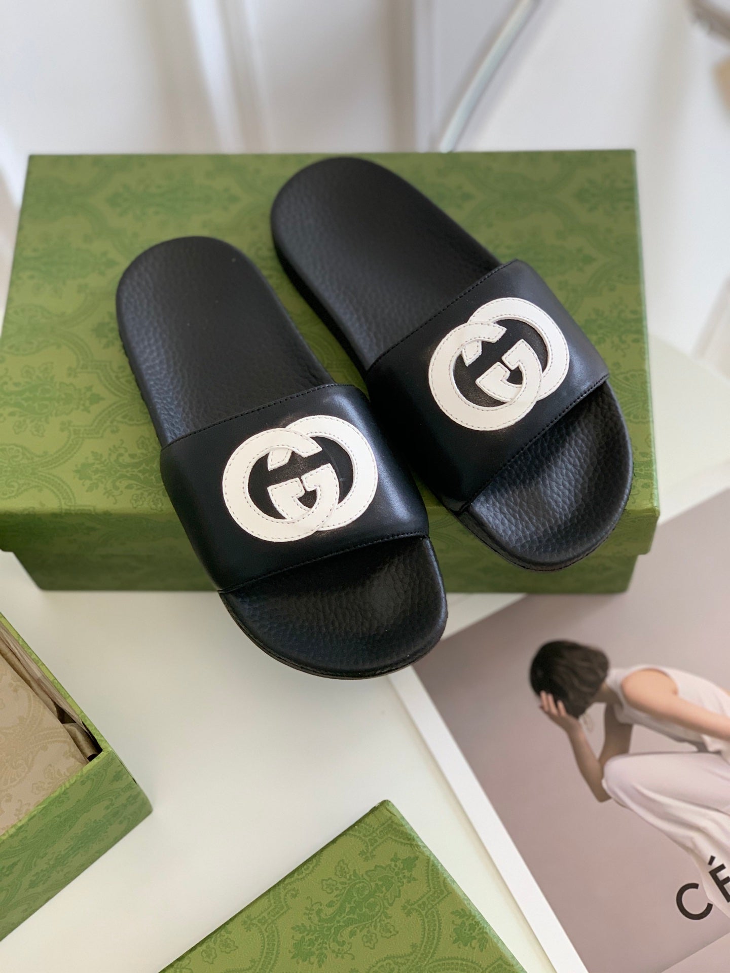 GU Slippers Slide Black