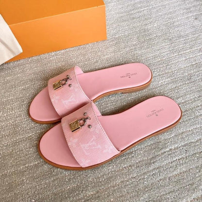 LU Slippers Pink