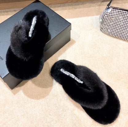 Wang Slippers Fur 2 Colors